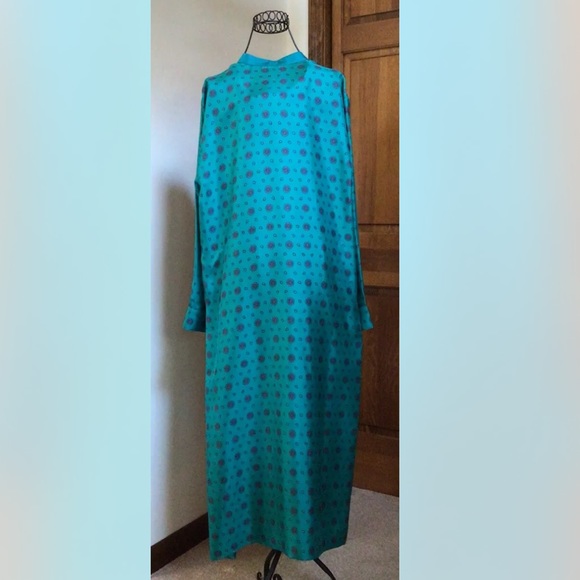 Escada Silk Foulard Print Dress,Size 38,New $1595. - Picture 10 of 11